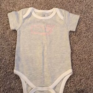 Vineyard Vines never worn (tags off) onzie